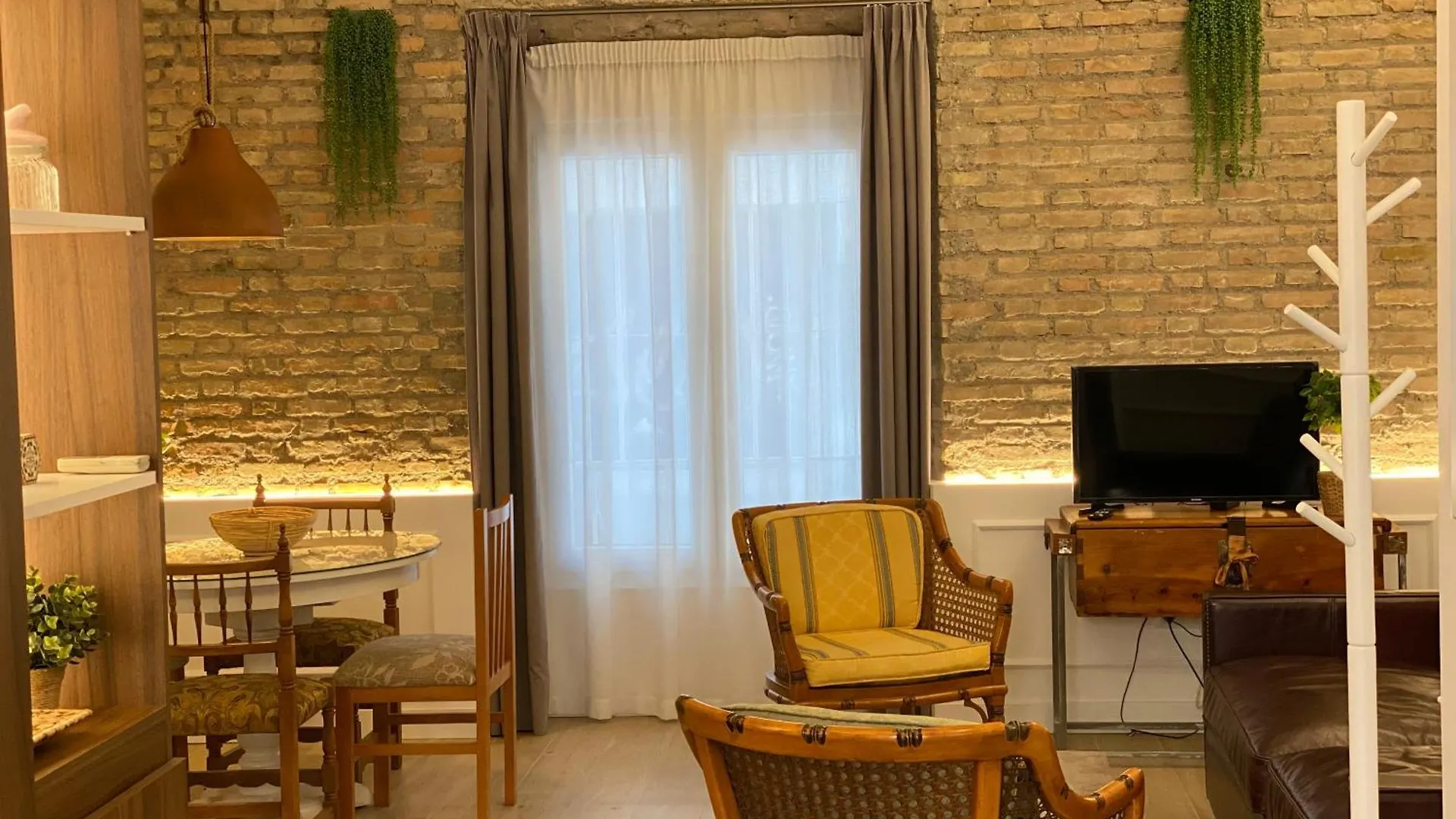 Guni Suites Ronda Granada 0*,  Spagna